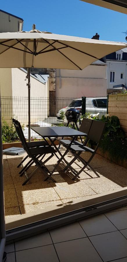 Apartamento A 100 M De La Mer Et Du Port ! Parking Privatif ! Fécamp Exterior foto